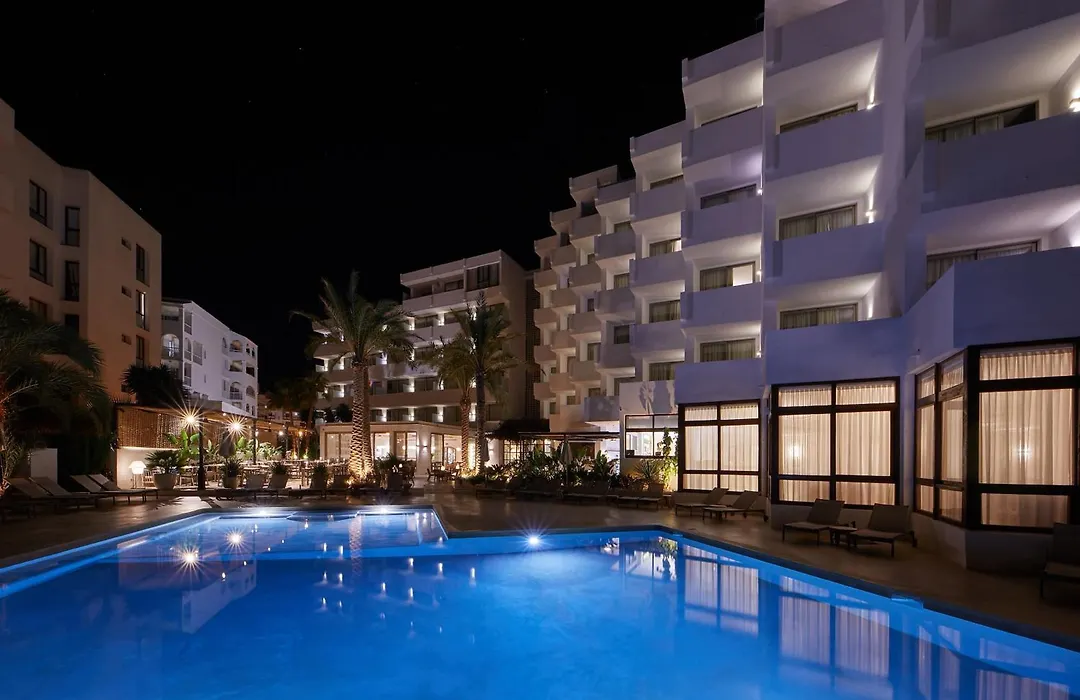 Hotel Tres Torres-1